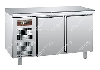 Стол холодильный Sagi KBS16M